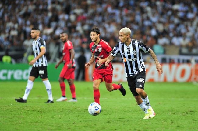 Fotos da vitria do Atltico sobre o Athletico-PR, no Mineiro, no jogo de ida da final da Copa do Brasil
