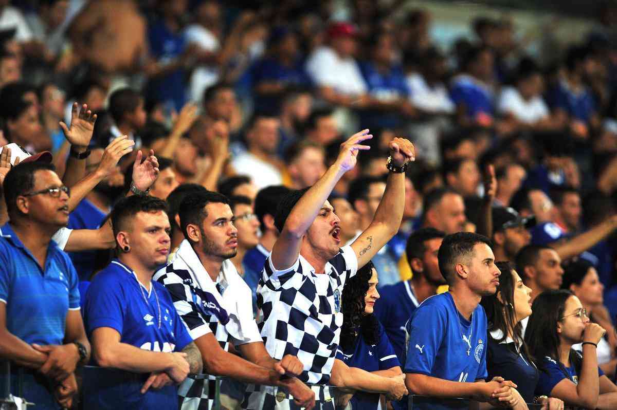 Imagens do jogo entre Cruzeiro e Uberlndia, pela 3 rodada do Estadual, no Mineiro