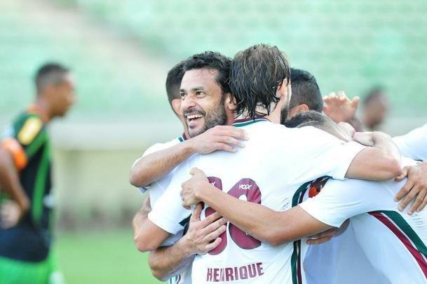 Imagens do jogo entre Amrica e Fluminense no Independncia