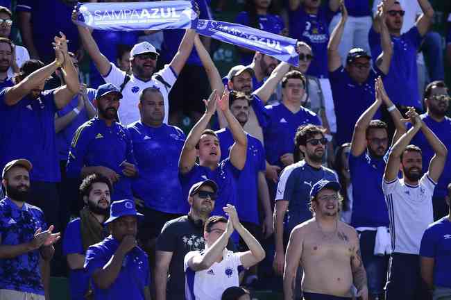 Cruzeiro Esporte Clube - Estas são nossas próximas batalhas. Vamos lutar e  jogar com raça! 👊🦊 #UmGiganteIncontestado