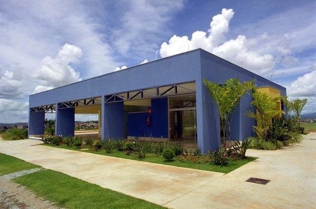 Fotos da Toca da Raposa II em 2003, um ano aps sua inaugurao, perodo em que era referncia no Brasil em centros de treinamento