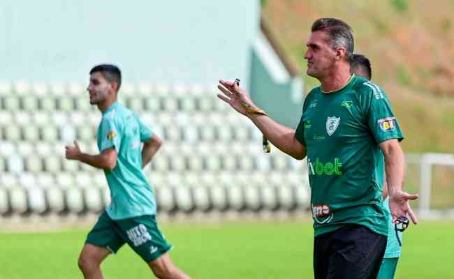 América, de Vagner Mancini, tem desfalques para jogo no Beira-Rio