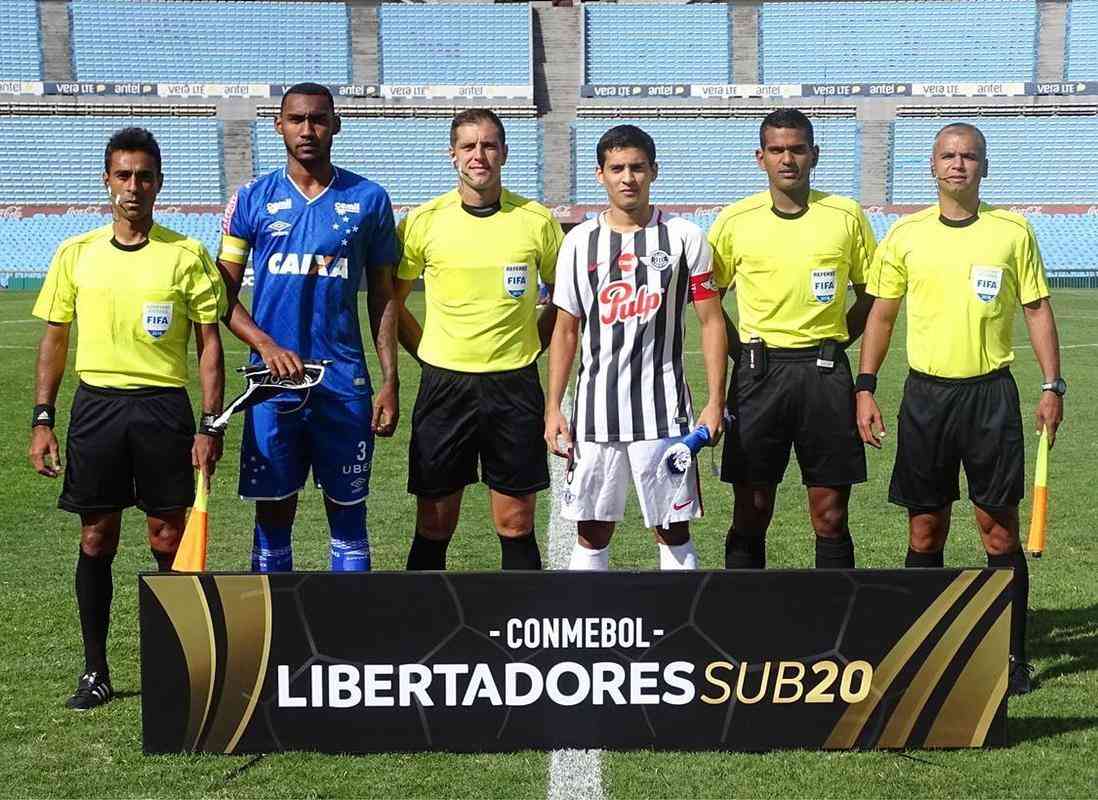 Fotos de Libertad 3x1 Cruzeiro (Divulgao/Conmebol)