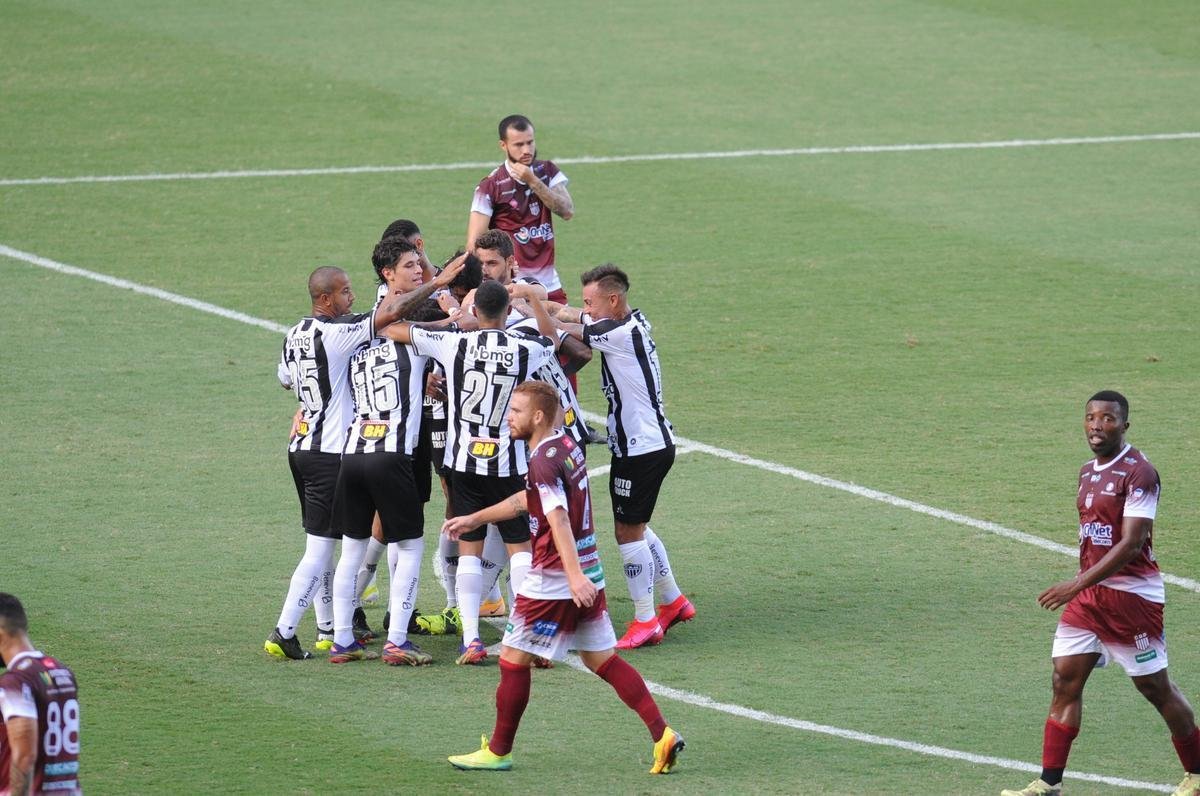 Fotos da vitria do Atltico sobre o Patrocinense, por 3 a 1, no Independncia, em Belo Horizonte, pela quarta rodada do Campeonato Mineiro. Mando foi do clube do interior, que no pde realizar a partida em Patrocnio devido ao elevado nmero de casos de COVID-19 na cidade.