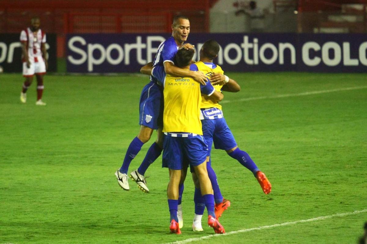 Timbu recebeu o time catarinense na abertura do segundo turno da Segunda Divisão