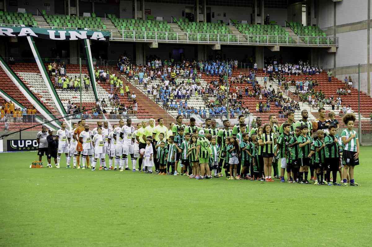 Amrica e Democrata-GV se enfrentaram, no Independncia, pela 9 rodada do Campeonato Mineiro