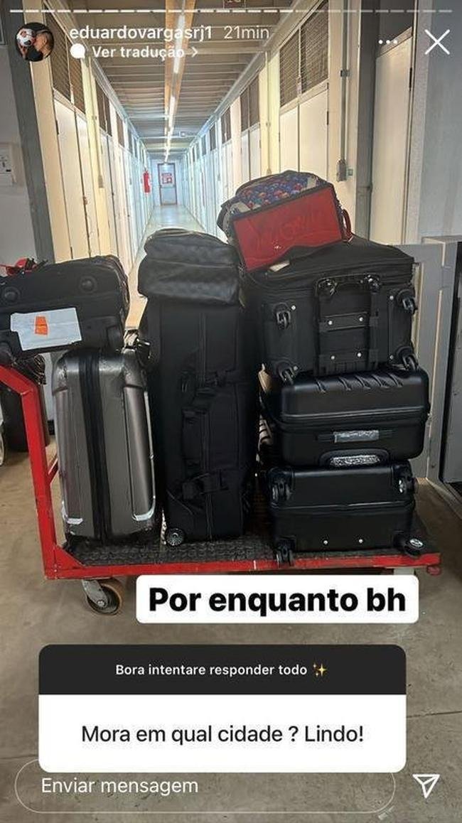 Nos stories do Instagram, Eduardo Vargas respondeu torcedores e falou sobre sua permanncia no Atltico