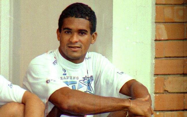 Lateral-esquerdo Serginho (Flamengo: 1994 / Cruzeiro: 1995-1996)