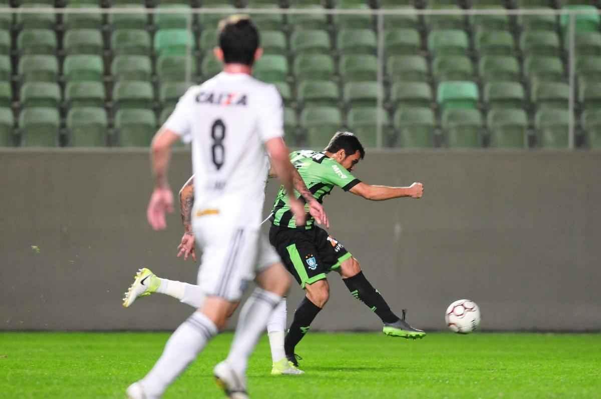 Amrica e Figueirense se enfrentaram, no Independncia, pela 16 rodada da Srie B do Brasileiro