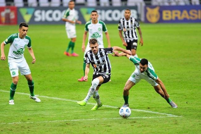 Meio-campista - Hyoran: R$ 7,5 milh�es junto ao Palmeiras (fevereiro de 2021)