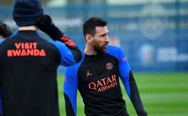 Afastado, Messi no pode treinar ou jogar pelo PSG 