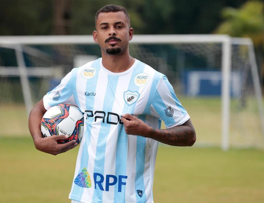 Talisson, lateral-direito (Londrina)