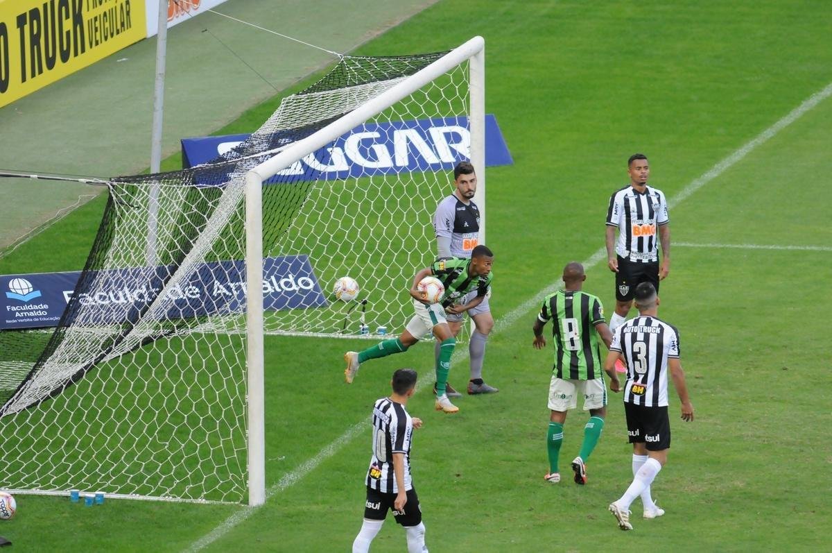 Amrica reagiu no segundo tempo e diminuiu com gol de Ademir