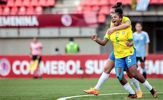 La selección femenina conquista el noveno título Sudamericano Sub 20 y participa en el Mundial
