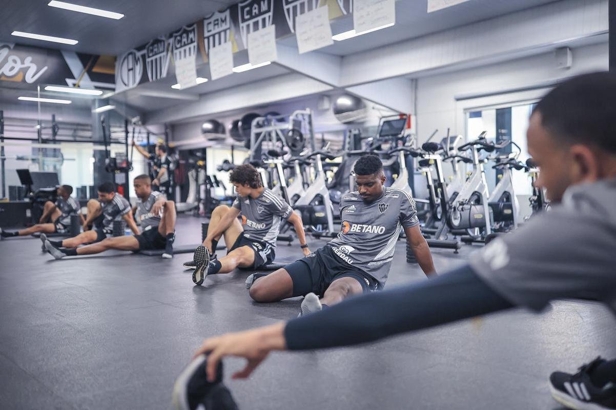 Aps o empate com o Fortaleza, elenco do Atltico treinou na Cidade do Galo, na tarde desta tera-feira (25/10).