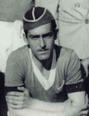 Alcides - 9 gols em 1943 (Cruzeiro campeão)