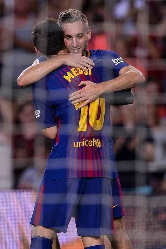 Duelo no Camp Nou marca o retorno do lateral Alan Ruschel aos gramados aps o acidente com o avio da Chapecoense, em novembro de 2016