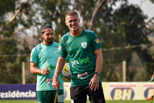 Am�rica segue em prepara��o para enfrentar o Corinthians