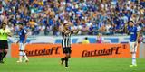 Clayton abriu o placar para o Atltico aos 30 minutos, com arremate de cabea