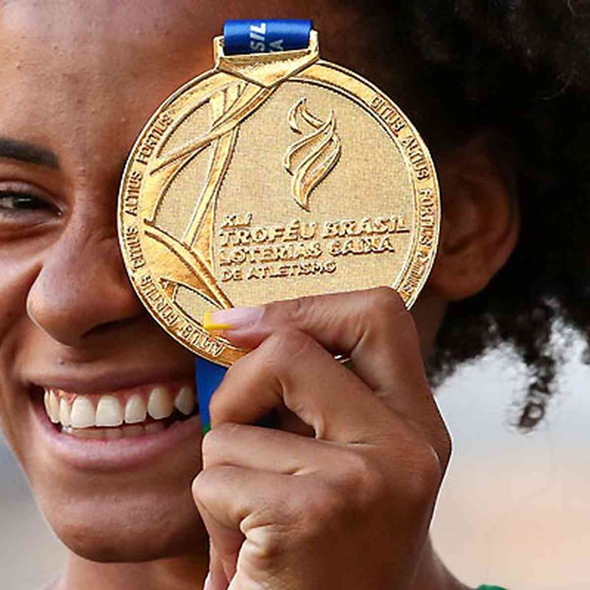 Tiffani Marinho e Douglas da Silva conquistam os 400m no Troféu Brasil -  Mais Esportes - Superesportes