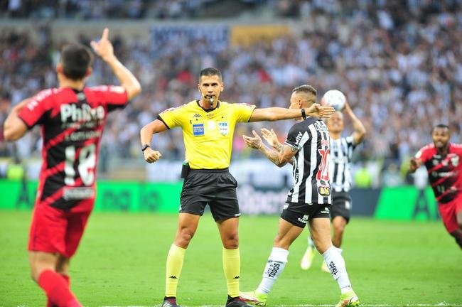 Fotos da vitria do Atltico sobre o Athletico-PR, no Mineiro, no jogo de ida da final da Copa do Brasil
