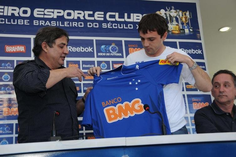 #10: Montillo - R$ 6,2 milhes (US$ 3,5 milhes) (2010) // R$ 10,9 milhes (2020)