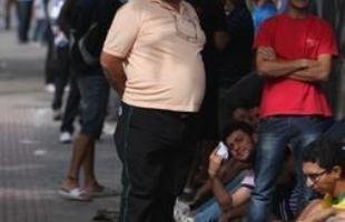 Imagens da fila de cruzeirenses por ingressos no Barro Preto
