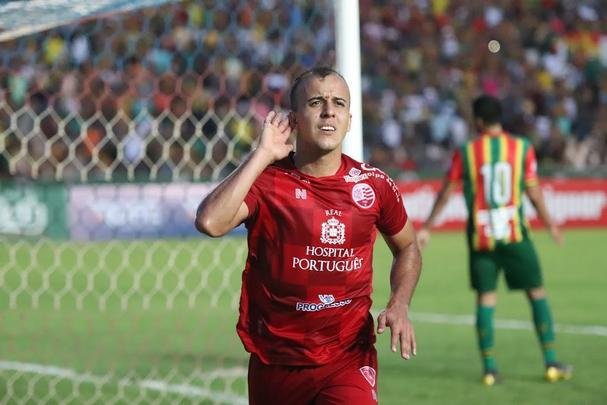 Em partida no Castelo, em So Lus, o Nutico conseguiu administrar sua vantagem, obtida nos Aflitos, em vitria por 3 a 1, e conquistou o ttulo ao empatar em 2 a 2 com o Sampaio Corra