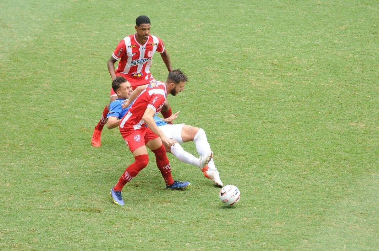 Jogo no Horto na manh deste domingo, vlido pelo Mineiro, foi bastante disputado 