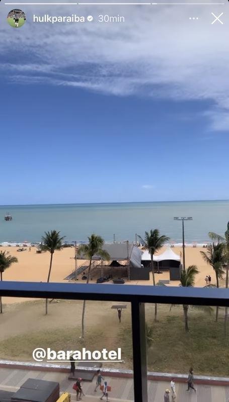 Hulk publicou fotos no BA'RA Hotel, empreendimento luxuoso do qual  dono em Joo Pessoa.