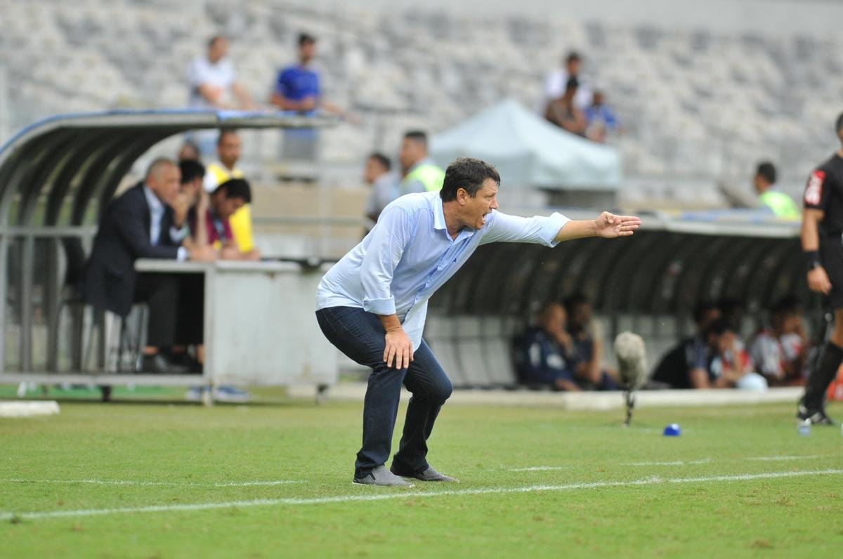 Lances da partida entre Cruzeiro e Palmeiras, no Mineiro, pelo Campeonato Brasileiro