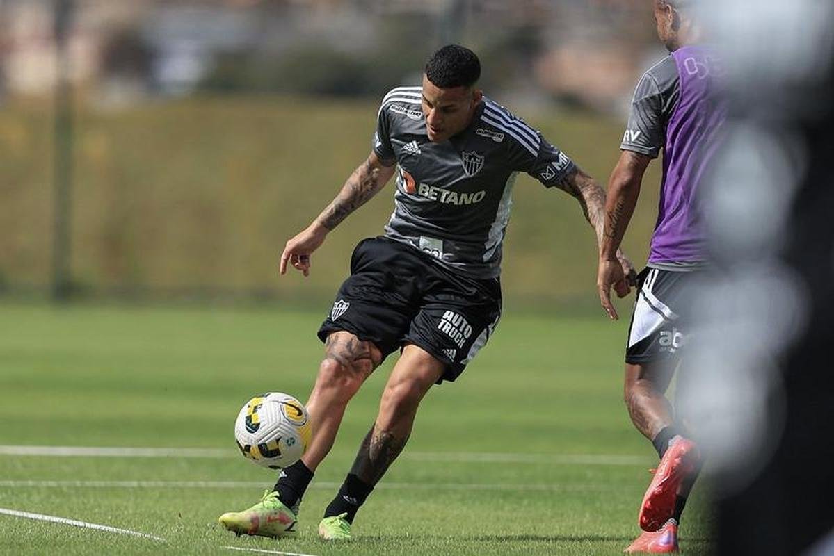 Atltico se prepara na Cidade do Galo para a partida de domingo (31), contra o Inter, no Beira-Rio