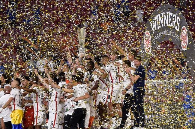 Eintracht bate o Rangers nos pnaltis, em Sevilla, e fatura a Liga Europa 