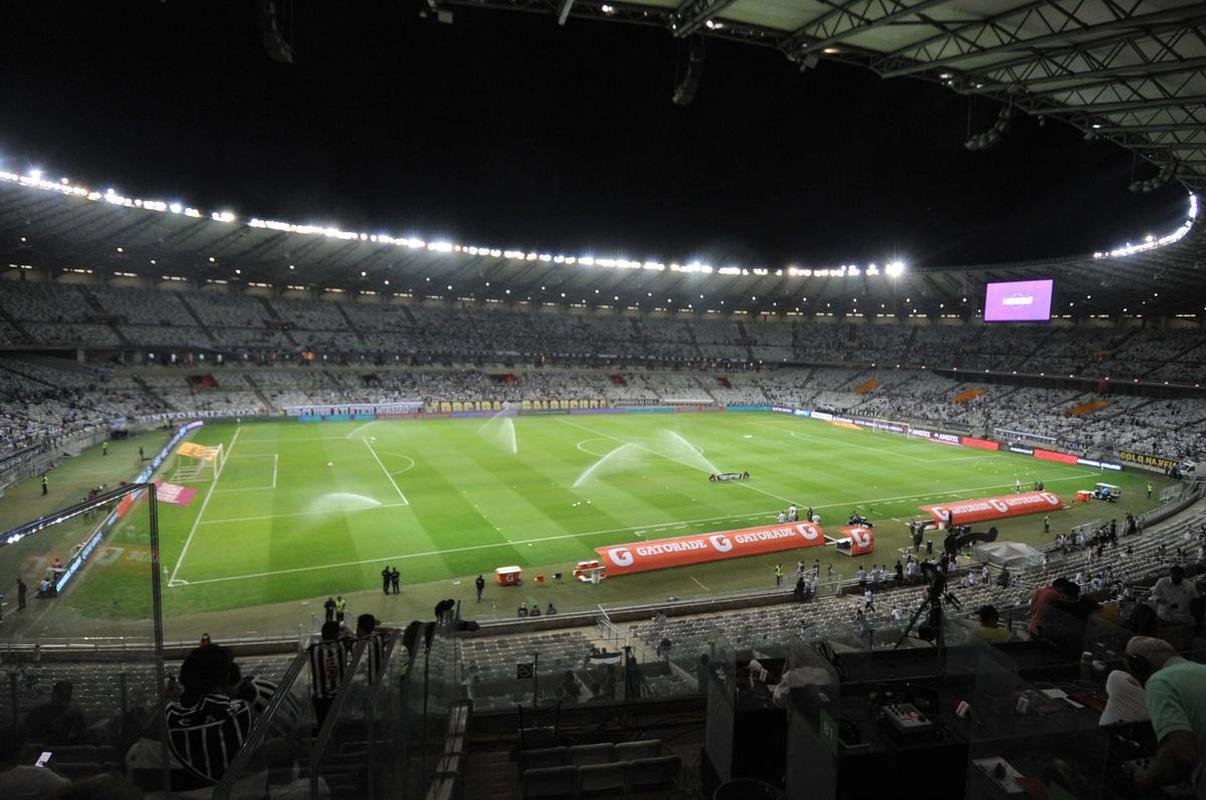 Fotos da torcida do Galo no Mineiro durante a semifinal da Copa Libertadores entre Atltico e Palmeiras (Alexandre Guzanshe/EM/DAPress 28/9/2021)