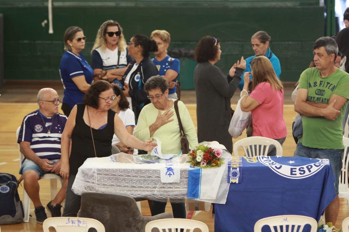 Salom, de 86 anos, morreu na madrugada de tera-feira (10) em Belo Horizonte