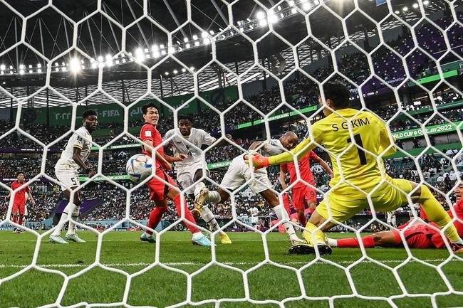 Imagens da partida entre Coreia do Sul e Gana, pelo Grupo H da Copa do Mundo, no Est�dio Cidade da Educa��o, em Al Rayyan 