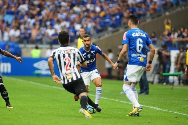 Imagens do clssico entre Cruzeiro e Atltico, pela 30 rodada da Srie A, no Mineiro