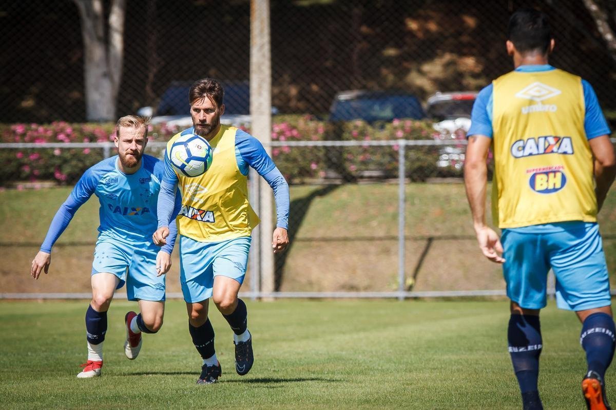Cruzeiro realizou atividade de preparao para amistoso contra o Corinthians, nesta quarta