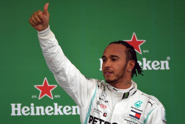 Verstappen, da RBR, venceu GP Brasil de Fórmula 1, em Interlagos, São Paulo, e foi seguido de Pierre Gasly, da Toro Rosso, e Lewis Hamilton, da Mercedes