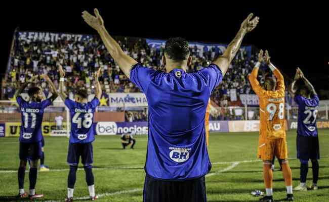 Colunista sobre Cruzeiro propor 3 rebaixados na Série A: ‘Chororô prévio’
