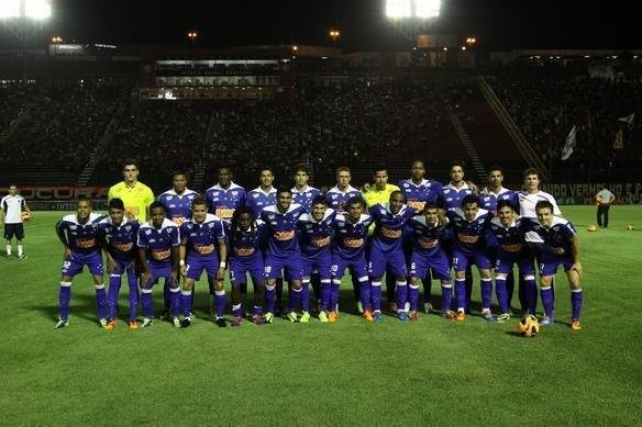 Foto oficial do Cruzeiro tricampeo brasileiro no Barrado