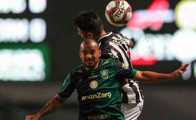 Amrica e Atltico se enfrentando pelo Campeonato Mineiro de 2021, no Independncia