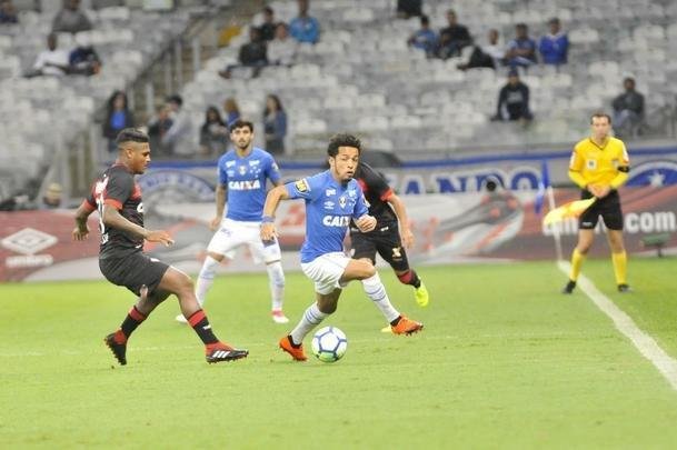 Fotos de Cruzeiro x Vitria, no Mineiro, pela 36 rodada do Campeonato Brasileiro (Juarez Rodrigues/EM D.A Press)