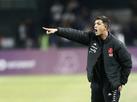 Vasco: entenda o dilema do tcnico Barbieri com ida de volante  seleo