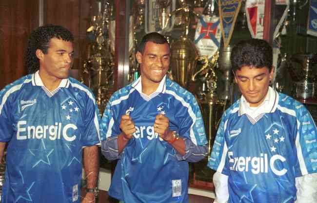 Gonalves, Donizete Pantera e Bebeto, reforos do Cruzeiro para o Mundial de 1997