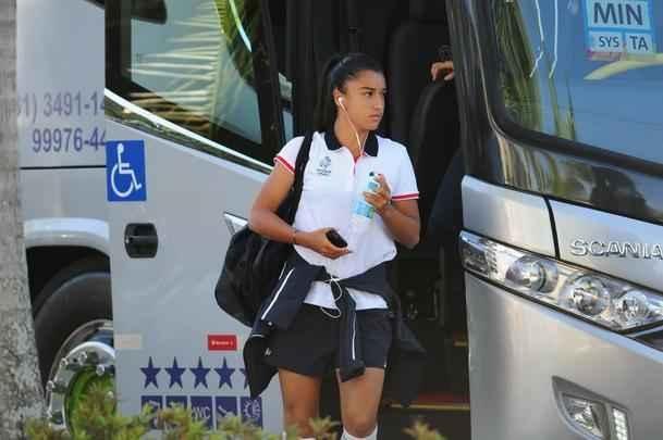 Jogadoras treinaram na Toca da Raposa II antes na estreia no Mineiro, marcada para quarta
