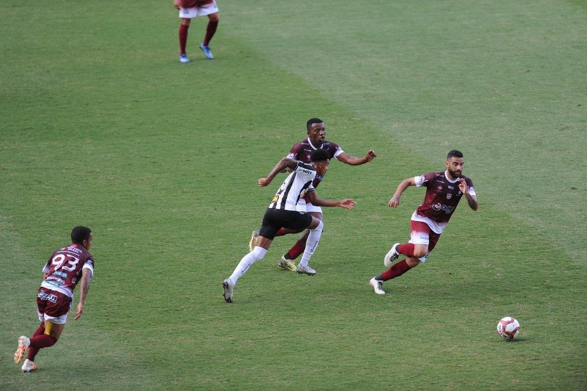 Fotos da vitria do Atltico sobre o Patrocinense, por 3 a 1, no Independncia, em Belo Horizonte, pela quarta rodada do Campeonato Mineiro. Mando foi do clube do interior, que no pde realizar a partida em Patrocnio devido ao elevado nmero de casos de COVID-19 na cidade.