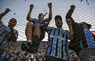 Grmio vence Lans de novo na Argentina e conquista o tri da Copa Libertadores