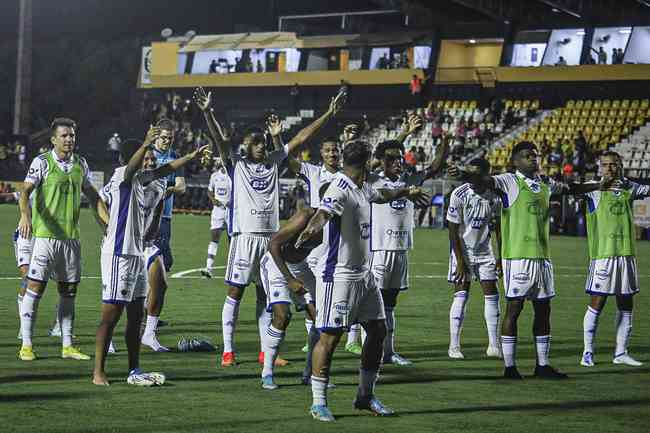 AO VIVO  Vitória para retomar a confiança - Live de Pós-Jogo - Cruzeiro  2x0 Paraná - Diário Celeste