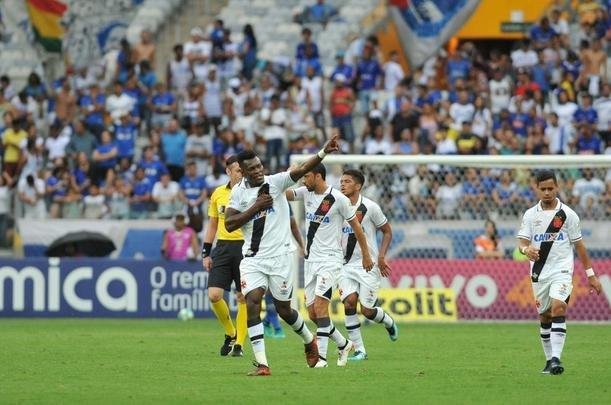 Fotos do jogo entre Cruzeiro e Vasco, no Mineiro, pela 37 rodada do Brasileiro (Leandro Couri/EM D.A Press)